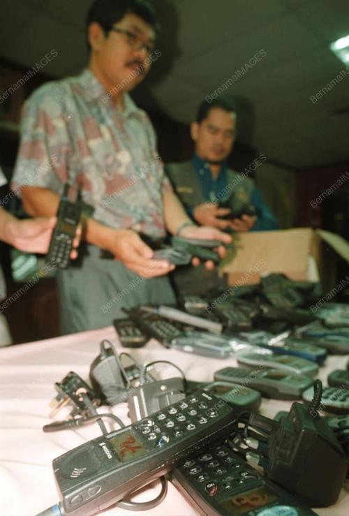 JB02_16_12_2000_TELEFON_15012016