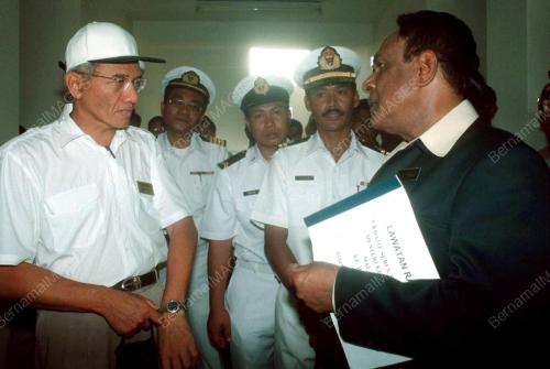SAMY VELLU