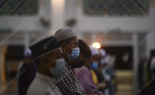 SOLAT HAJAT FREE PALESTIN