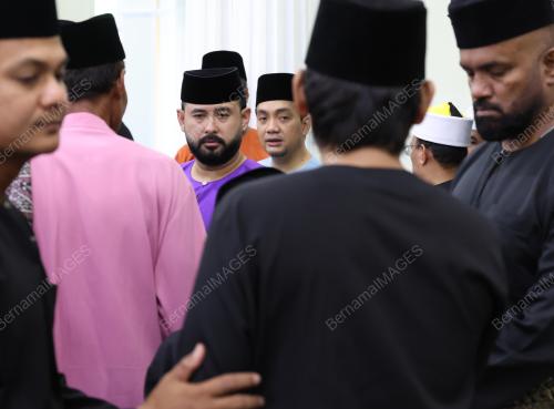 TUNKU MAHKOTA ISMAIL