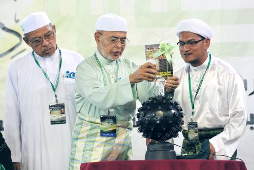 JB02_17092014_ULAMA_PAS