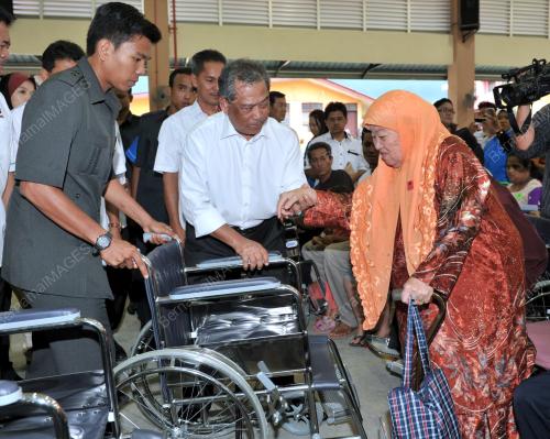 TAN SRI MUHYIDDIN YASSIN