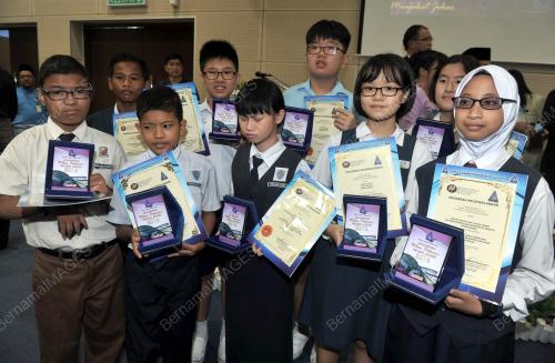 JB02_17112016_UPSR_2016