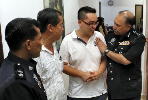 JB02_18042015_DATUK_SERI_MOKHTAR