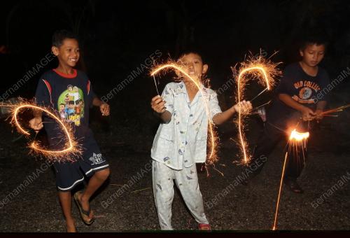 HARI RAYA