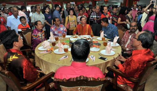 JB02_19022015_TAHUN_BARU_CINA