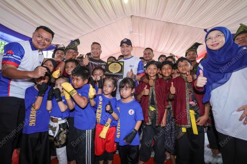 DATUK ONN HAFIZ GHAZI