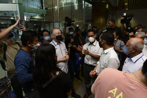 DATUK SERI WEE KA SIONG