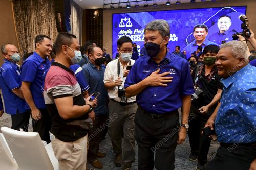 DATUK SERI MOHAMAD HASSAN