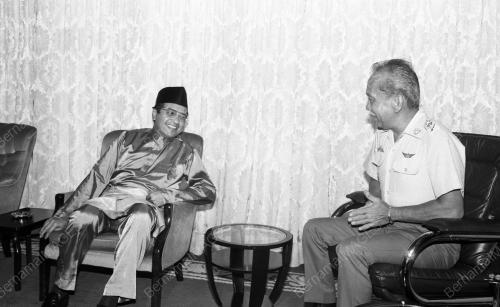 JB02_20032015_HADAP_SULTAN
