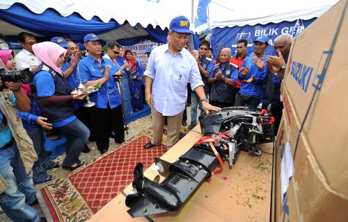 JB02_21042013_RAKYAT_ENJIN