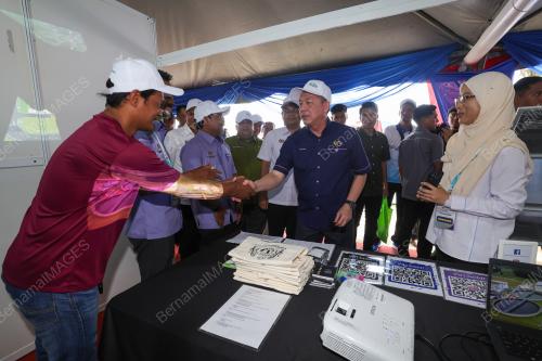 DATUK SERI FADILAH YUSOF  