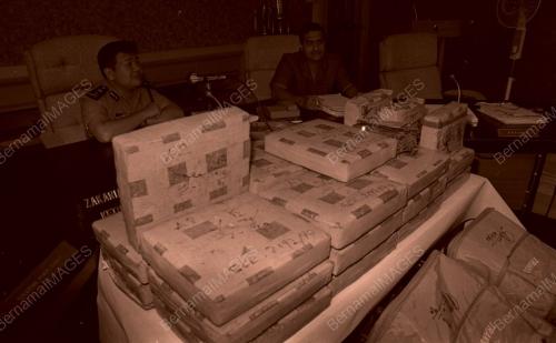SIDANG AKHBAR RAMPASAN GANJA