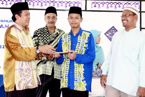 JB02_22042012_NORAZMAN_MOHD_SHUKOR
