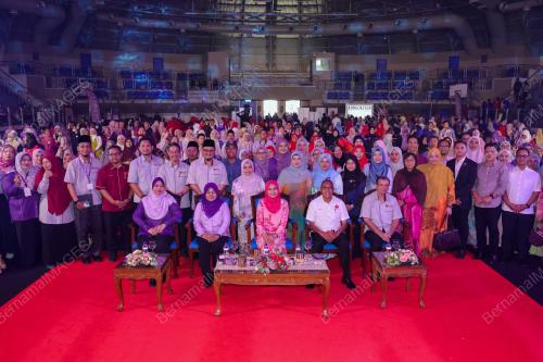 DATUK SERI DR NORAINI AHMAD 