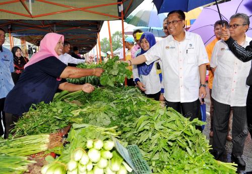 JB02_23052014_PASAR_TANI