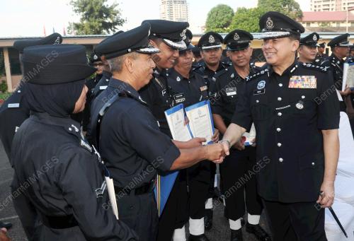 JB02_23052016_PERHIMPUNAN