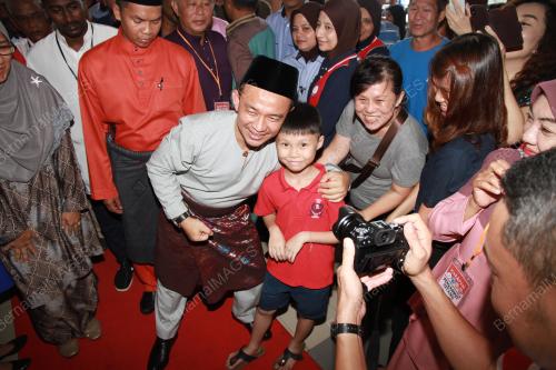 JB02_23062018_MASZLEE