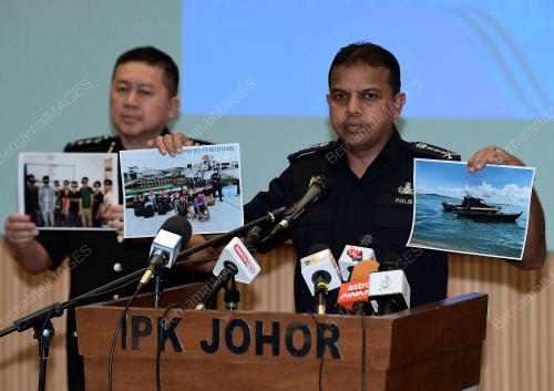 DATUK AYOB KHAN MYDIN PITCHAY