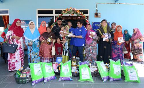 JB02_23092016_AZALINA