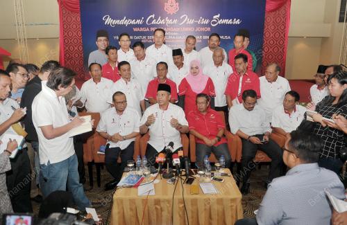 JB02_24022016_ANNUAR_MUSA