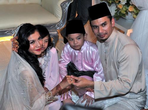 NORMAN HAKIM & MEMEY