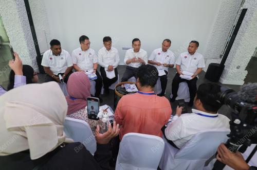 DATUK ONN HAFIZ GHAZI