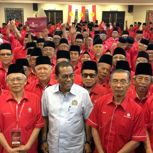JB02_24112016_VETERAN_UMNO