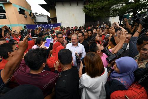 JB02_25022018_SULTAN_JOHOR_CNY
