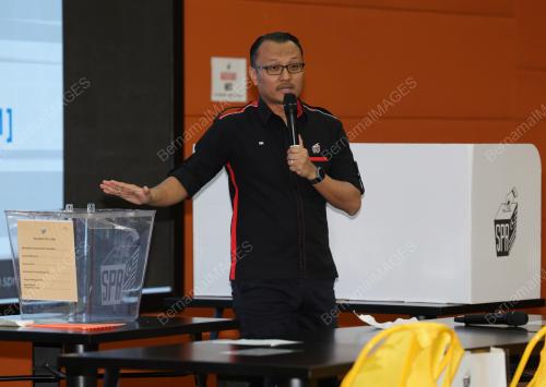 NIK AMINUDDIN NIK SHAHAR SHAH