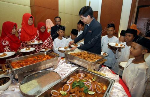 ANAK YATIM RUMAH BARKAT