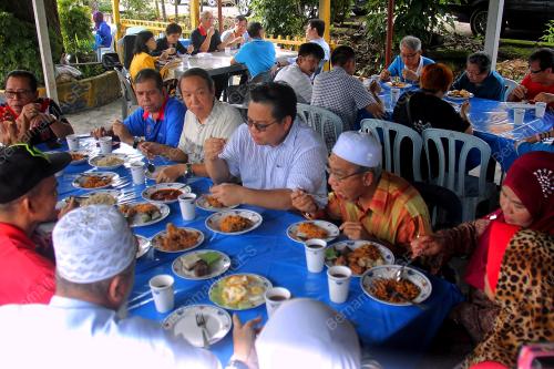JB02_26112017_SARAPAN