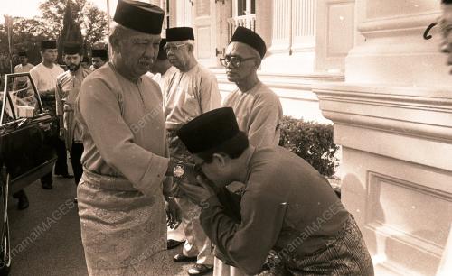 SULTAN JOHOR SEMBAHYANG HARI RAYA AIDILFITRI