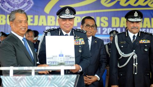 JB02_27052014_TPM_POLIS
