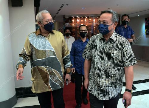 TAN SRI ANUAR MUSA