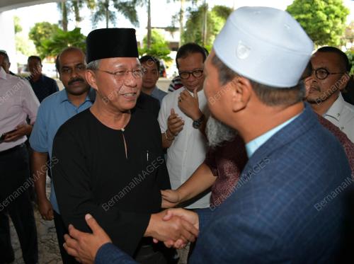 DATUK HASNI MOHAMAD