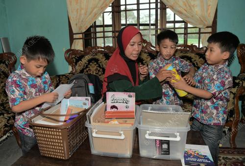 ABDUL RAZAK ABD WAHAB