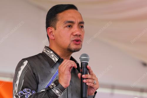 DATUK ONN HAFIZ GHAZI