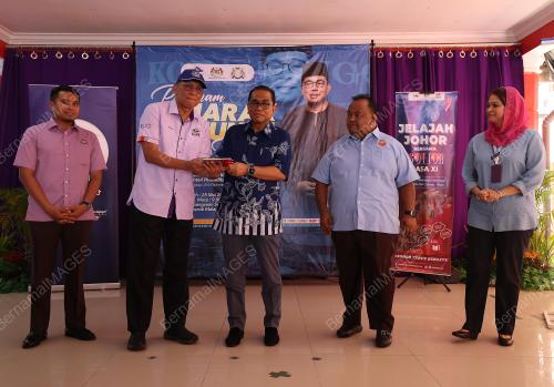 DATUK SERI MOHAMAED KHALED NORDIN