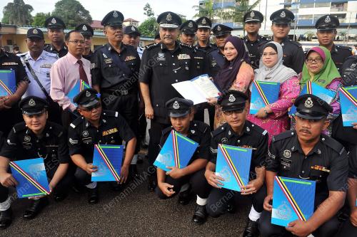 JB02_28122014_PERHIMPUNAN_BULANAN