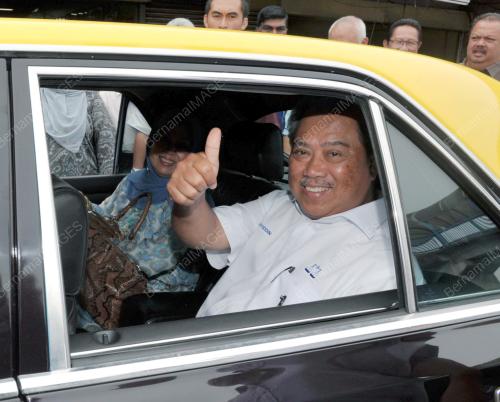 JB02_29012012_TPM_KERETA_SEWA