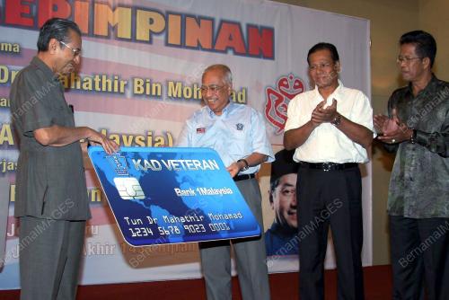 TUN MAHATHIR MOHAMAD
