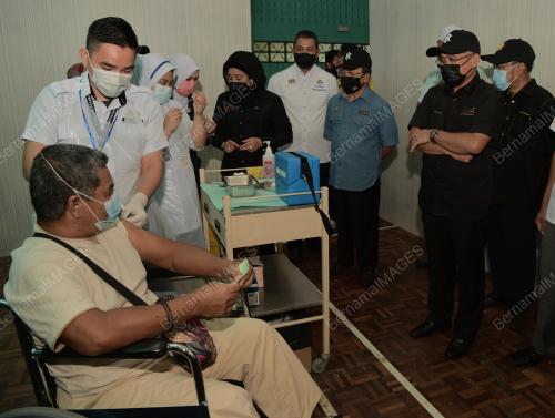 DATUK SERI DR RONALD KIANDEE