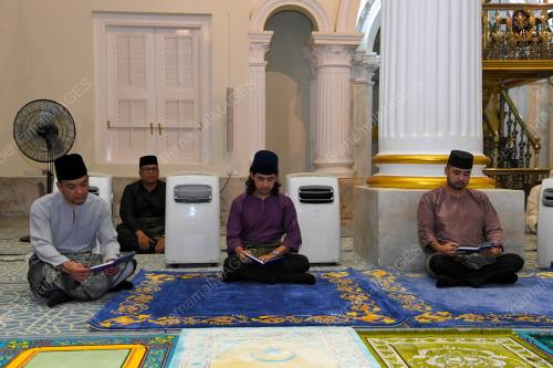 TUNKU TEMENGGONG JOHOR TUNKU IDRIS ISKANDAR