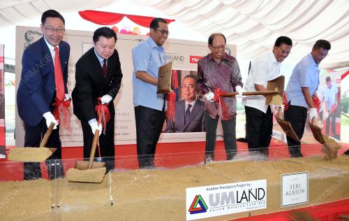 JB02_29092014_TAMAN_ALBION