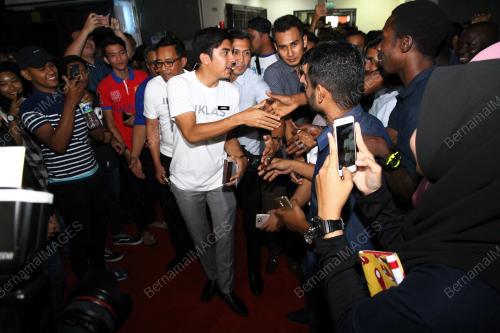 JB02_29092018_TOWNHALL