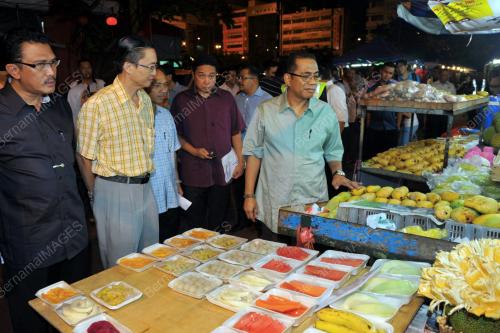 JB02_30052013_BAZAR_KARAT