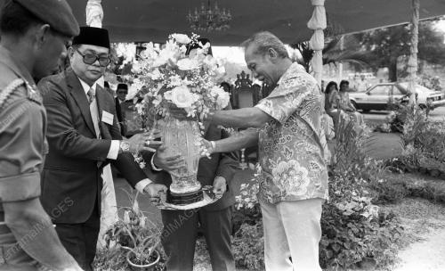 JB02_30062015_SULTAN_JOHOR