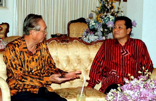 DATUK ABDUL GHANI OTHMAN, GOH CHOK TONG