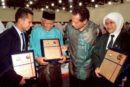 JB03-23_09_2000_ANUGERAH_PENYAY_13012016